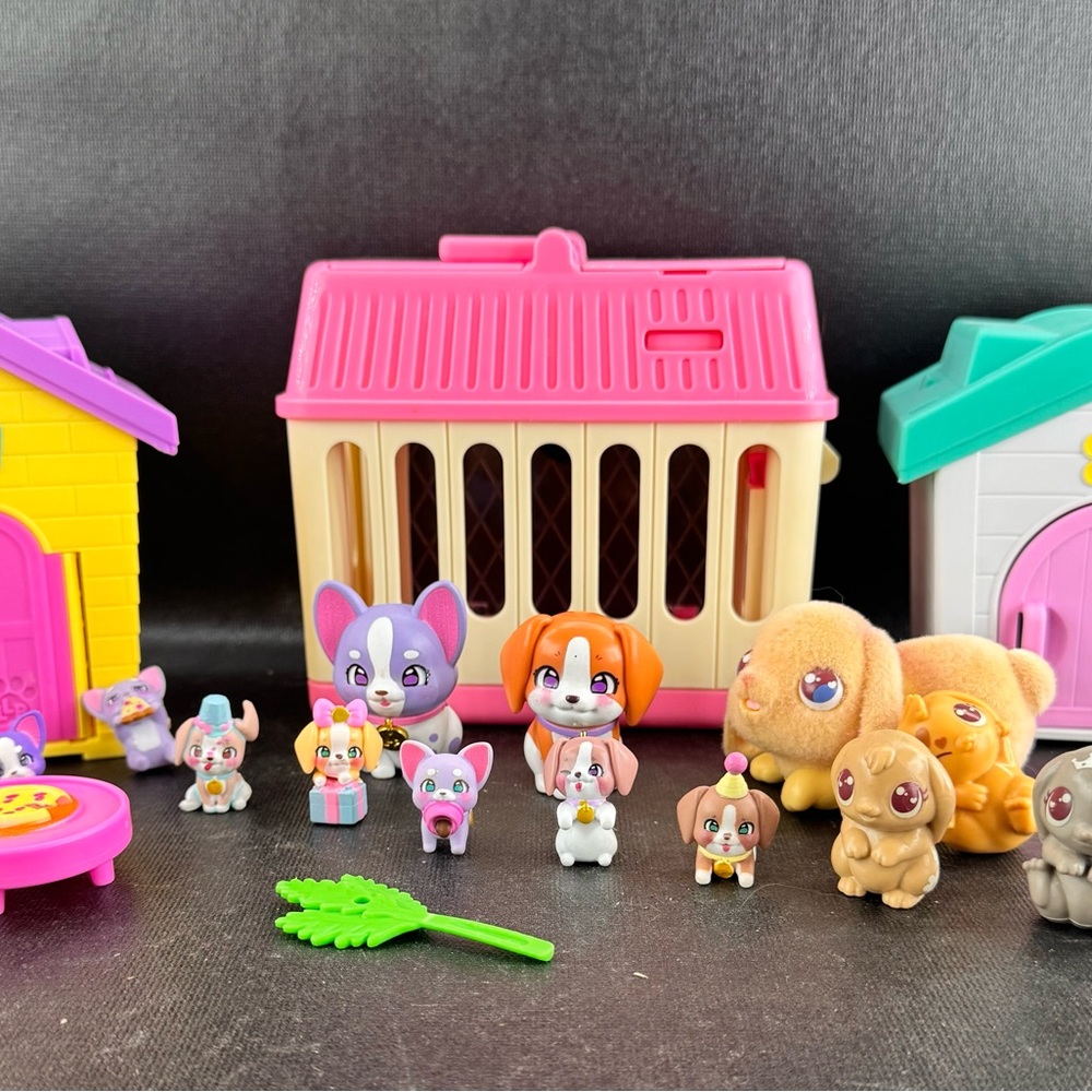 Little Live Pets Mama Surprise Families Bunny Kitten Puppies Set Of Three Cages